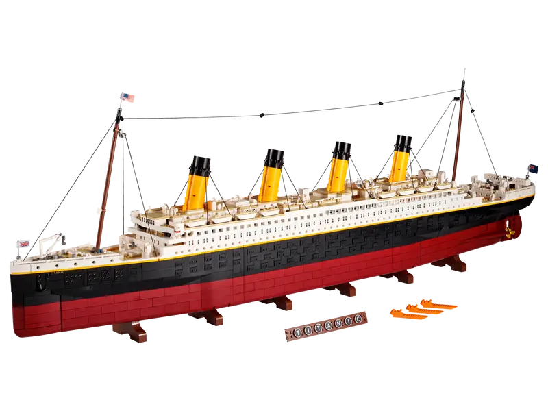 LEGO® Titanic